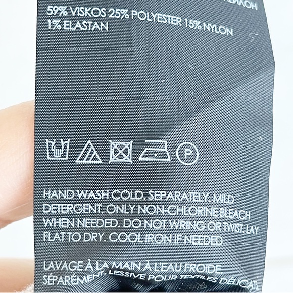 Club Monaco | Knit Trumpet Mini Skirt, S - Picture 7 of 7